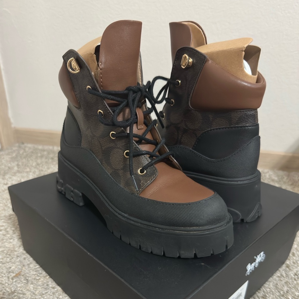Coach Royce Signature Boot in Mahogany and Saddle